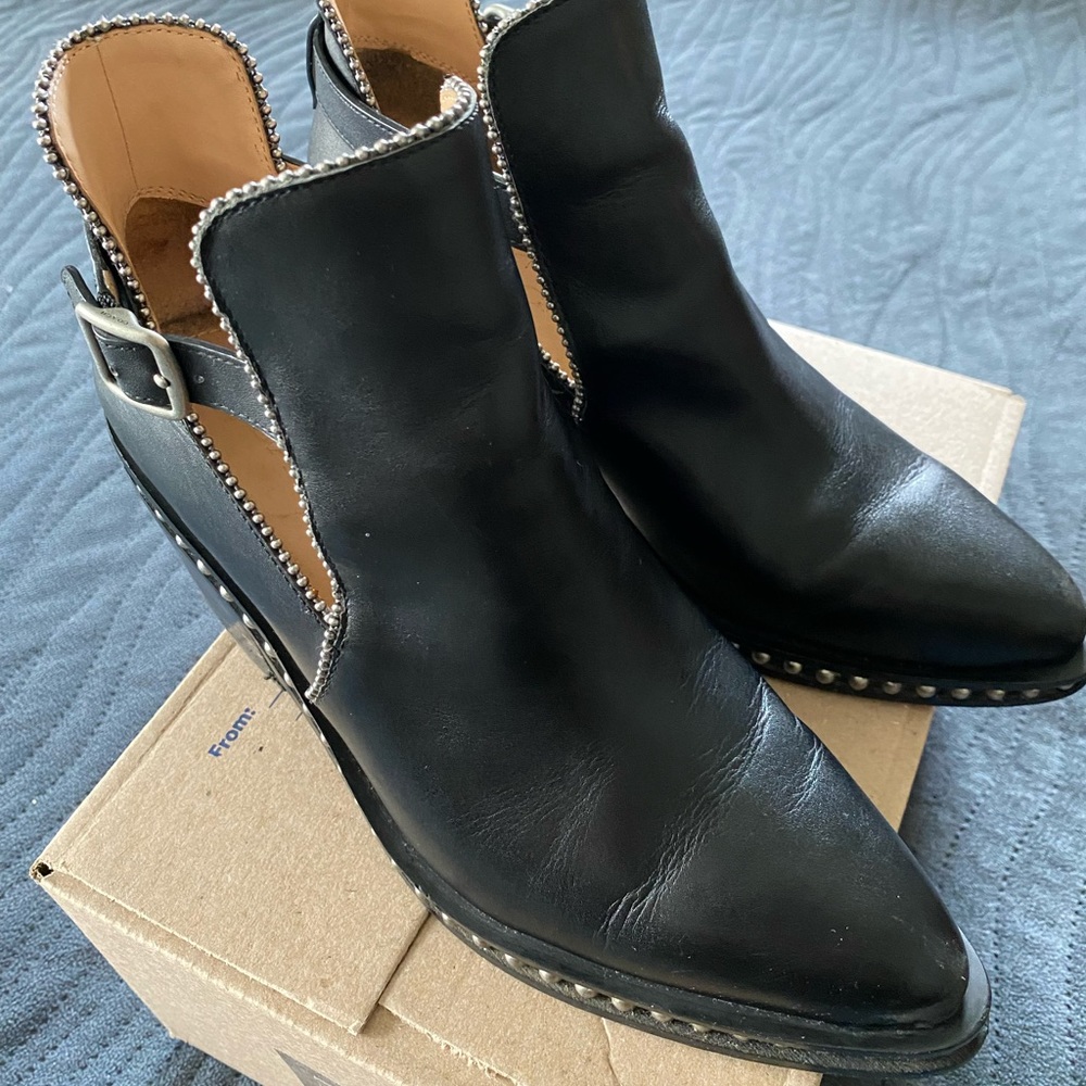 Coach Gently Used Low Boots size 7